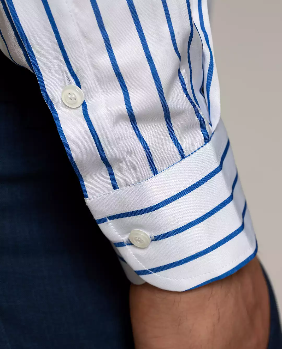 پیراهن مردانه