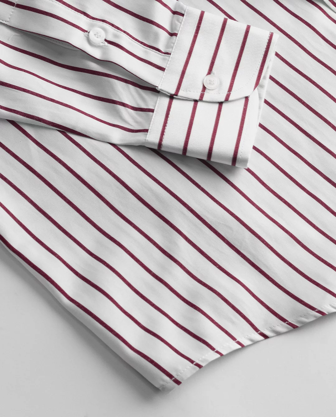 پیراهن مردانه