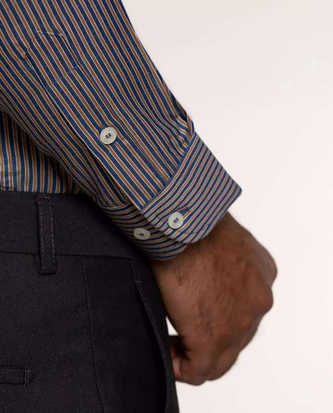 پیراهن مردانه