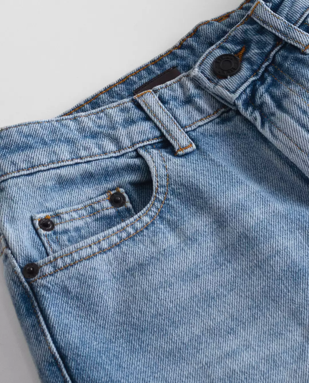 شلوار جین زنانه