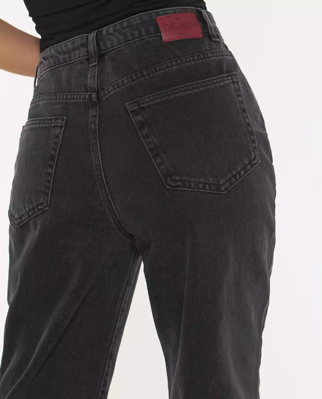 شلوار جین زنانه