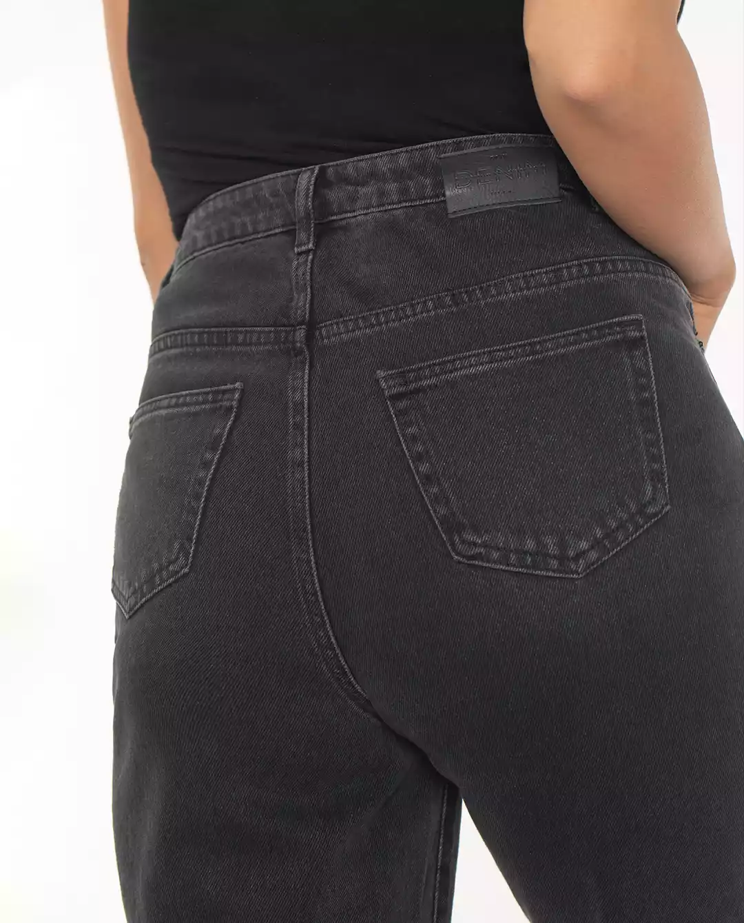 شلوار جین زنانه