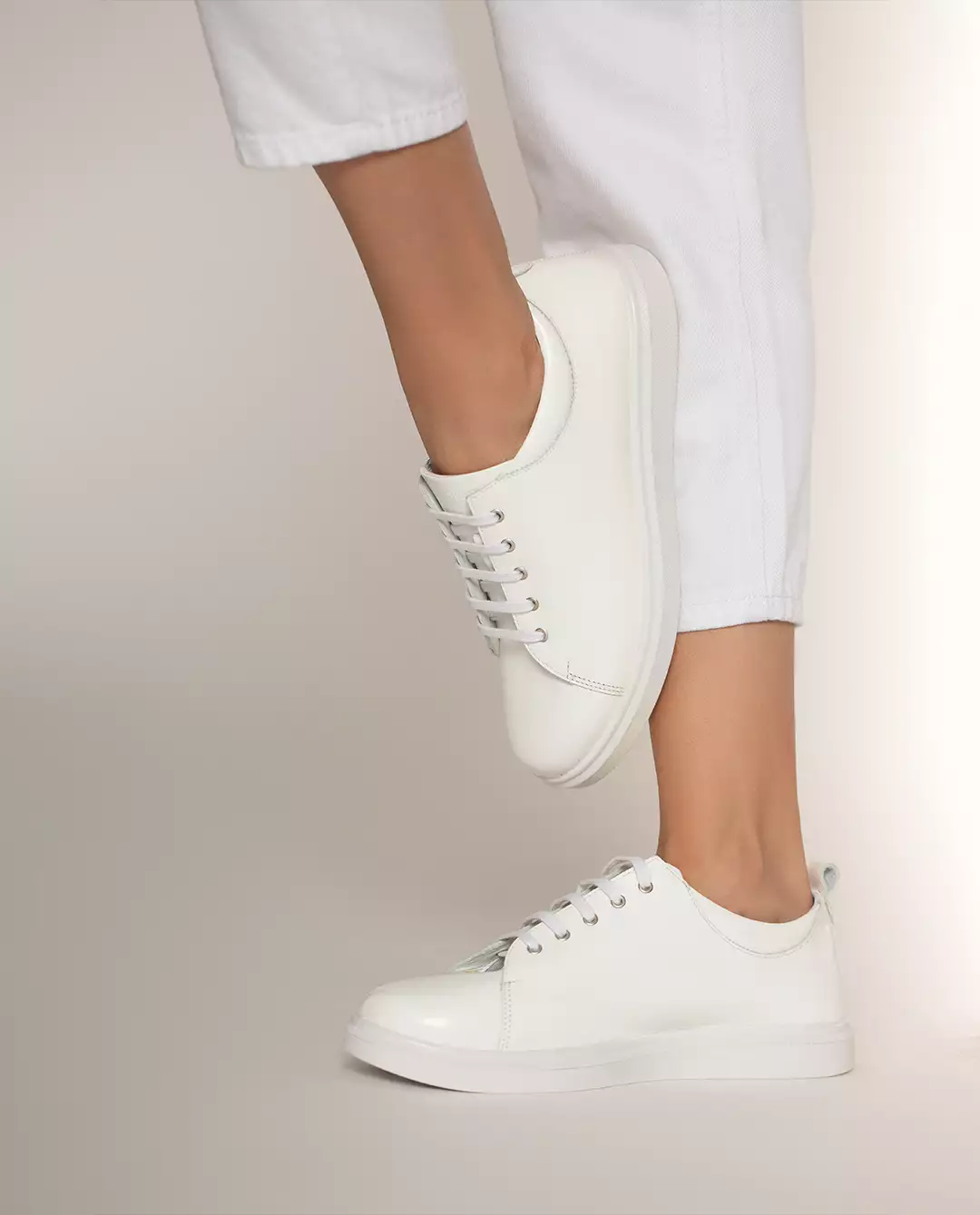 کفش اسپرت زنانه