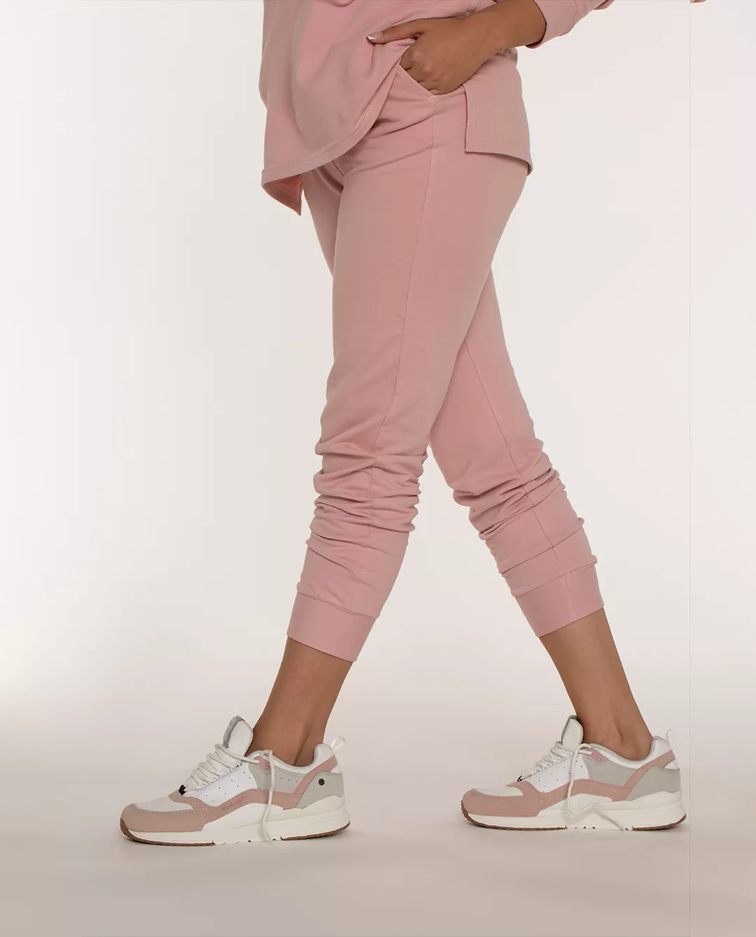 شلوار اسلش زنانه