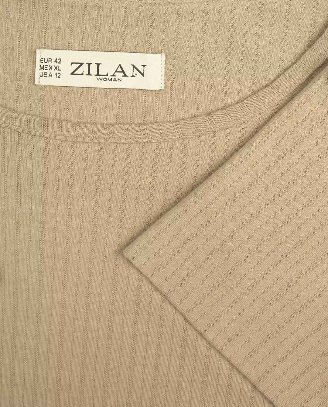 تی‌شرت زنانه