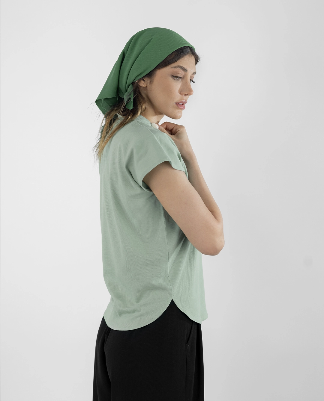 تی‌شرت زنانه