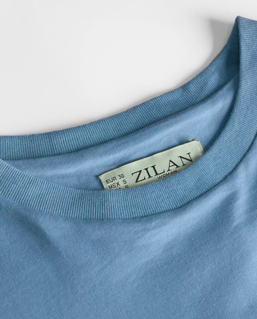 تی‌شرت زنانه