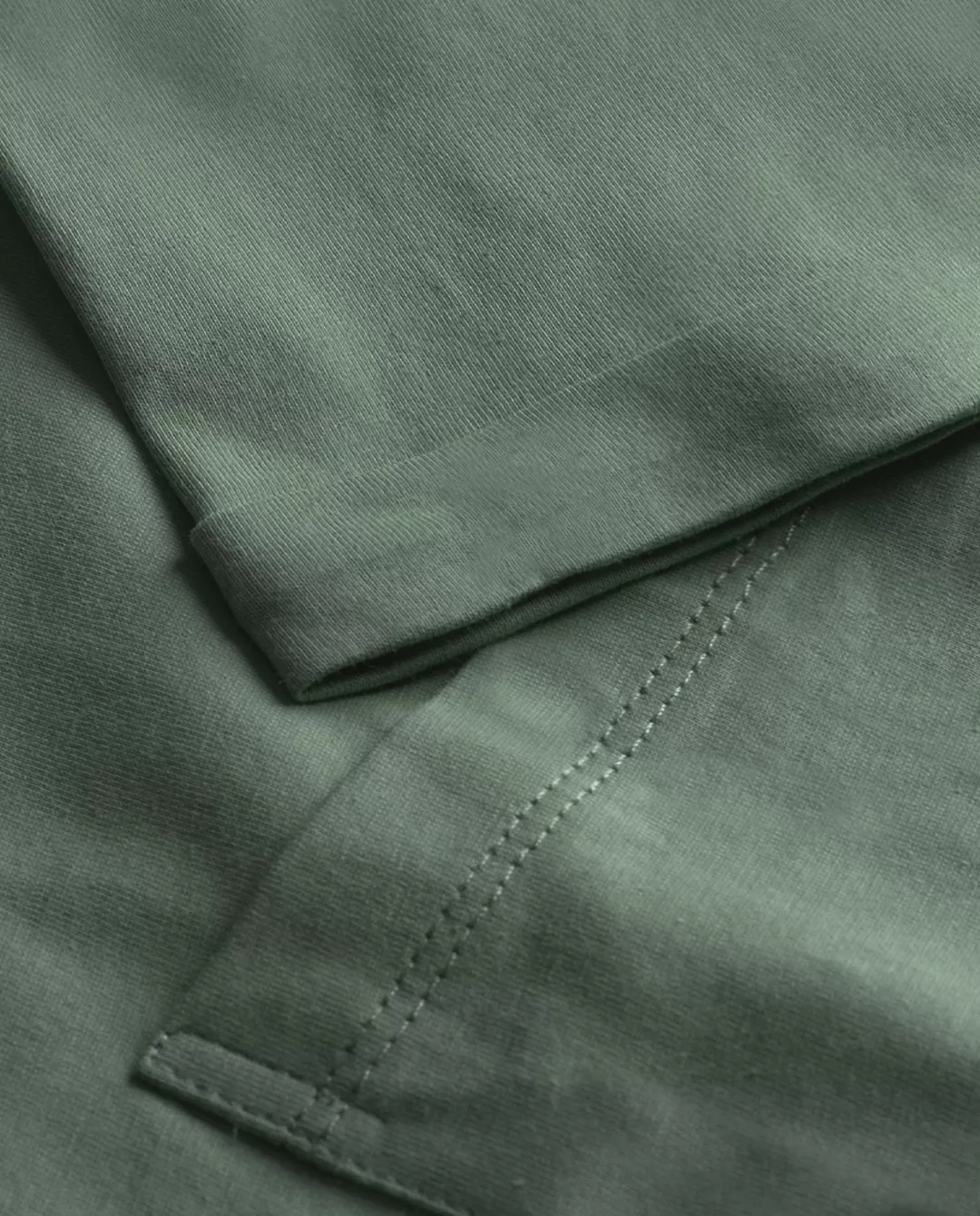 تی‌شرت زنانه