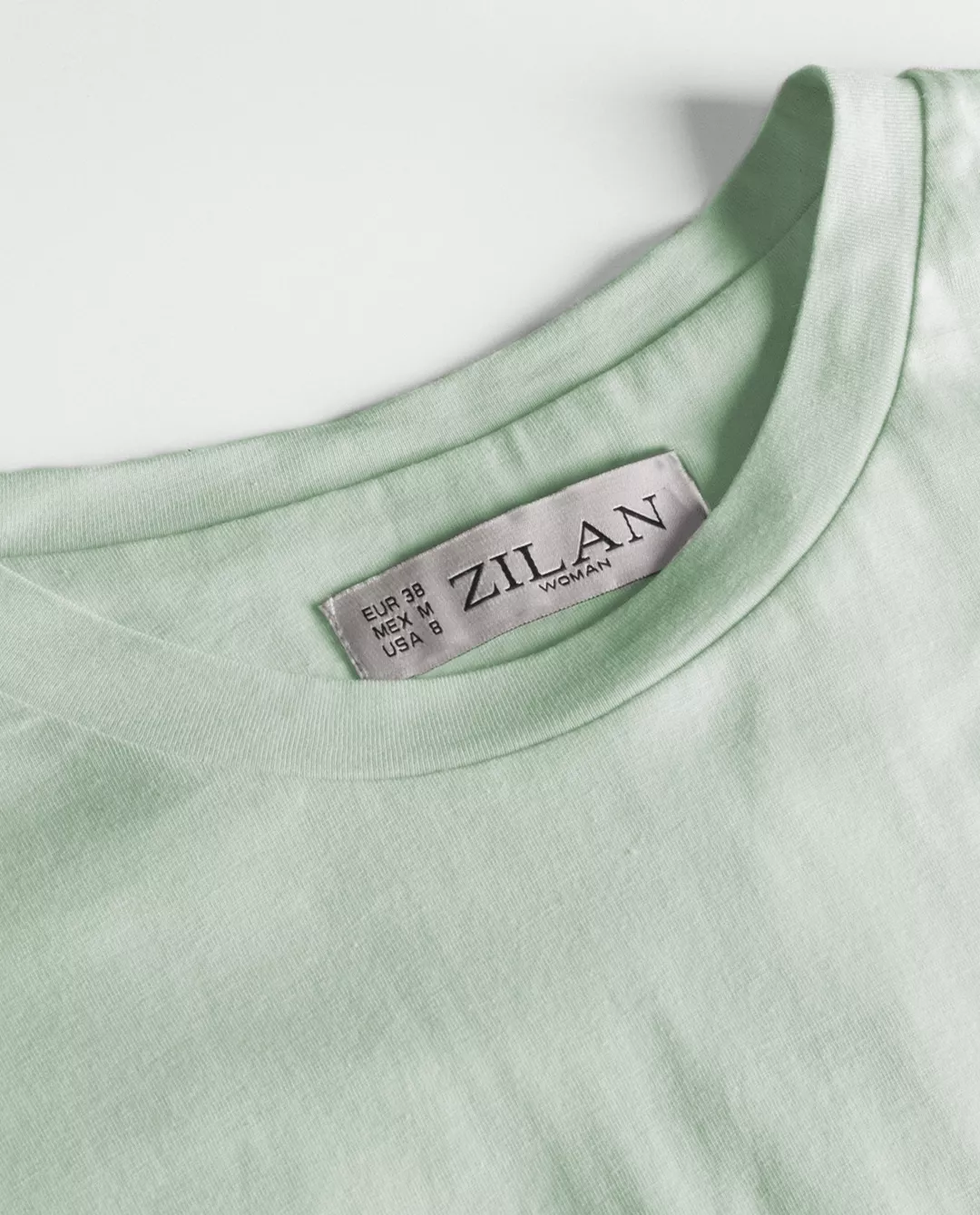 تی‌شرت زنانه