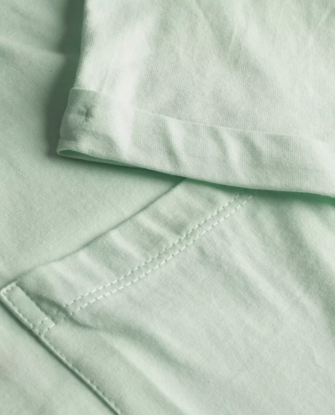 تی‌شرت زنانه