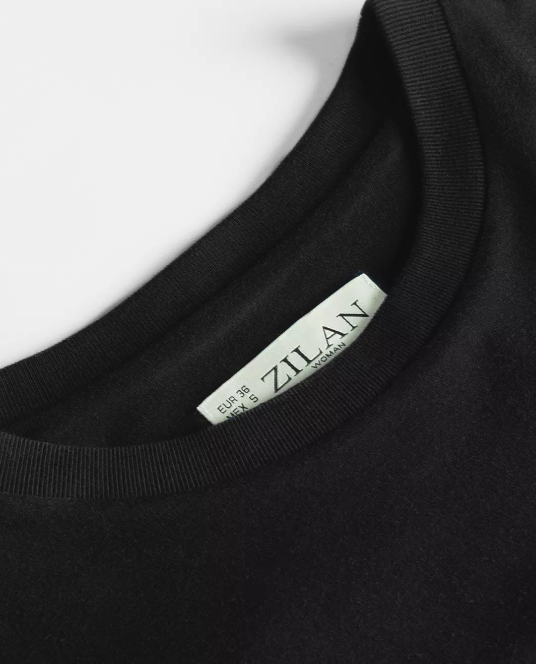 تی‌شرت زنانه