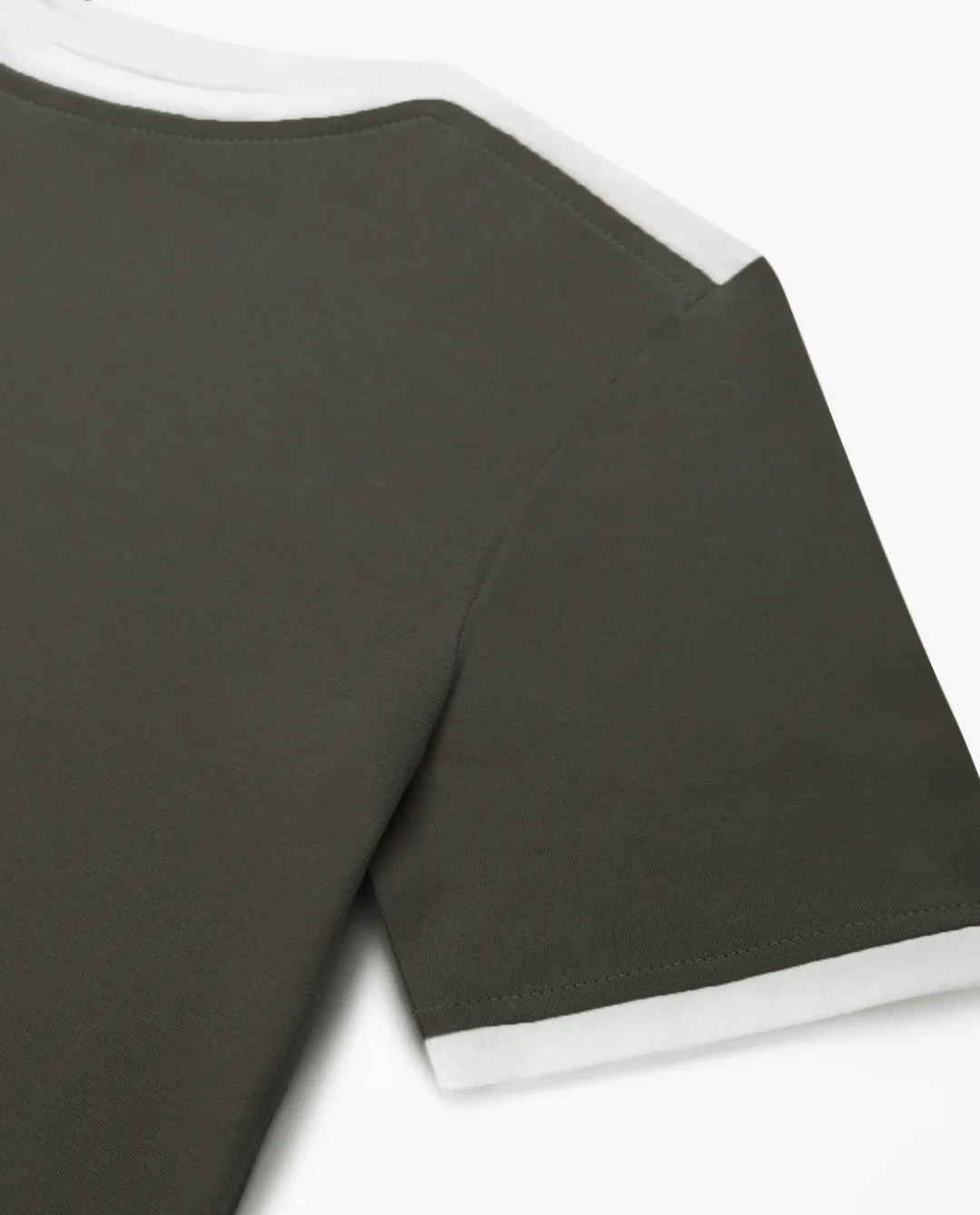 تی‌شرت زنانه