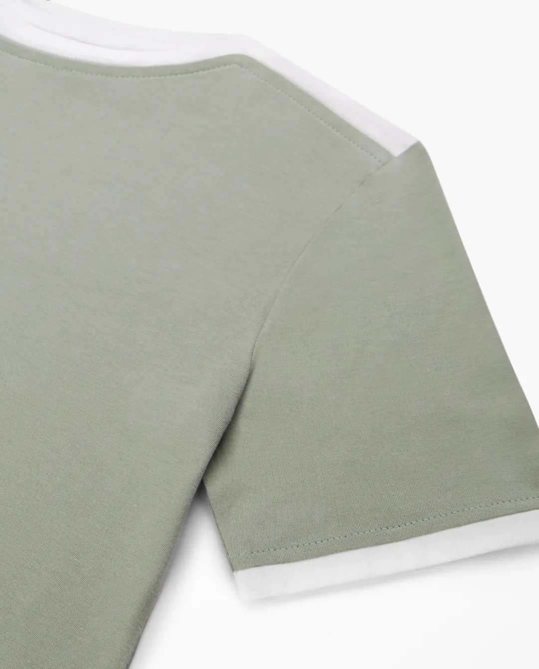 تی‌شرت زنانه