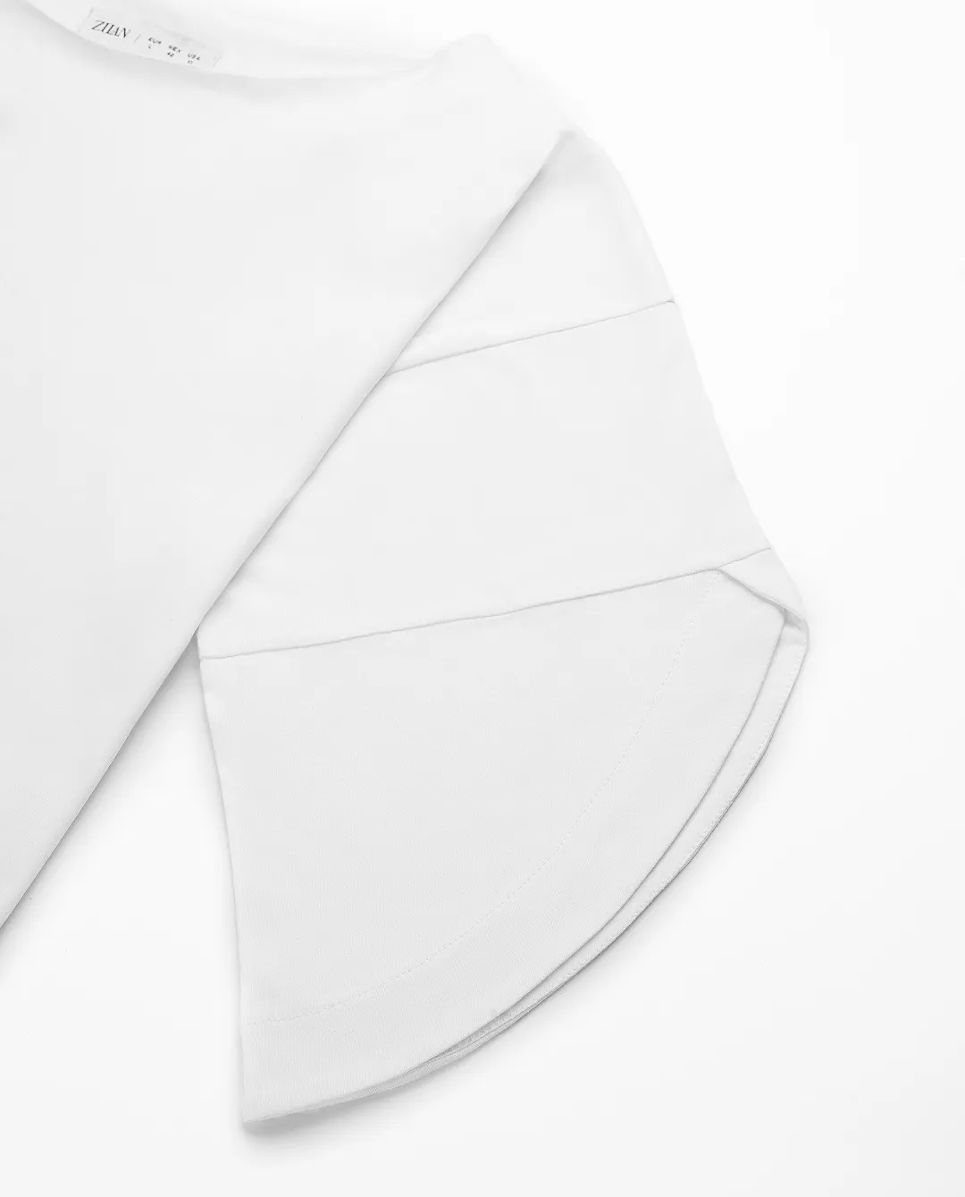 تی‌شرت زنانه