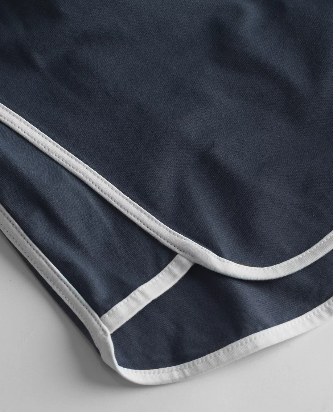 شلوارک زنانه