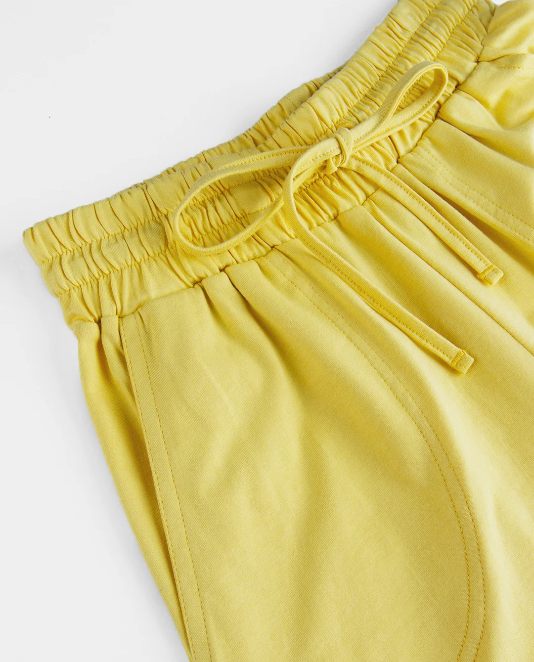 شلوارک زنانه