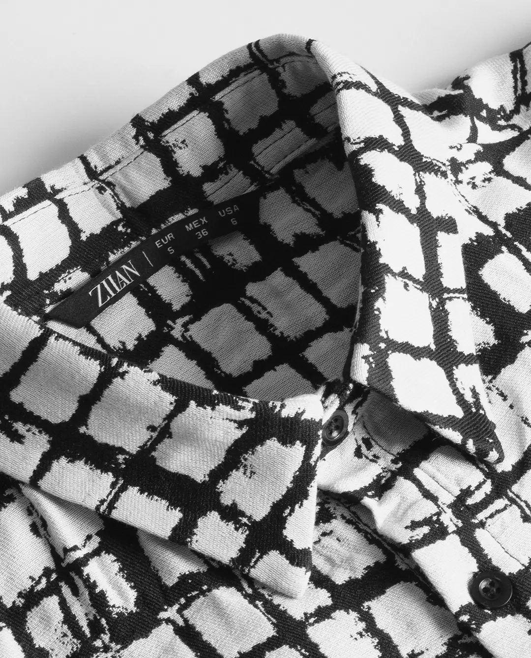 پیراهن مردانه