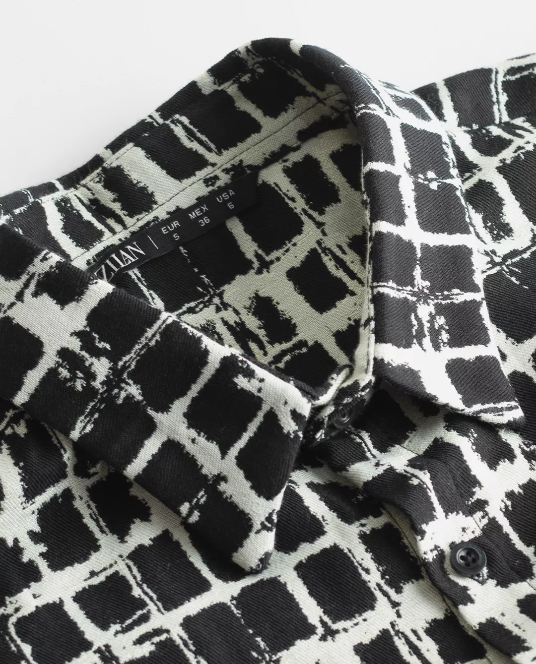 پیراهن مردانه