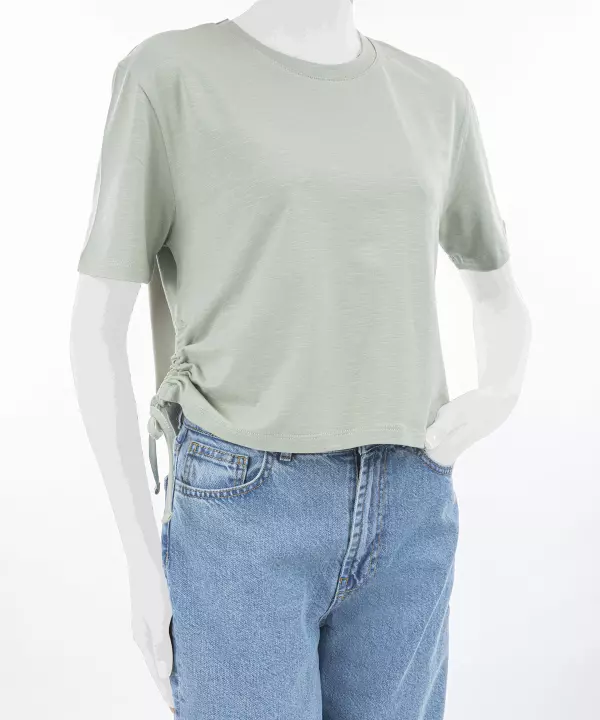 تی‌شرت زنانه