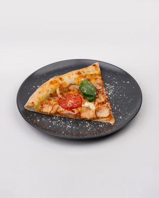 پیتزا مرغ هروئیکا اسلایسی