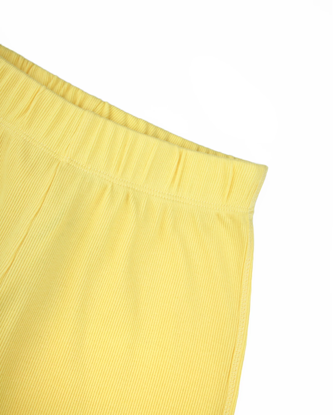 شلوارک زنانه