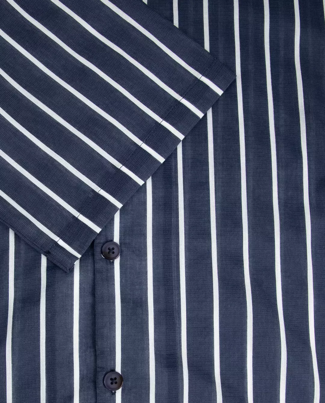 پیراهن مردانه