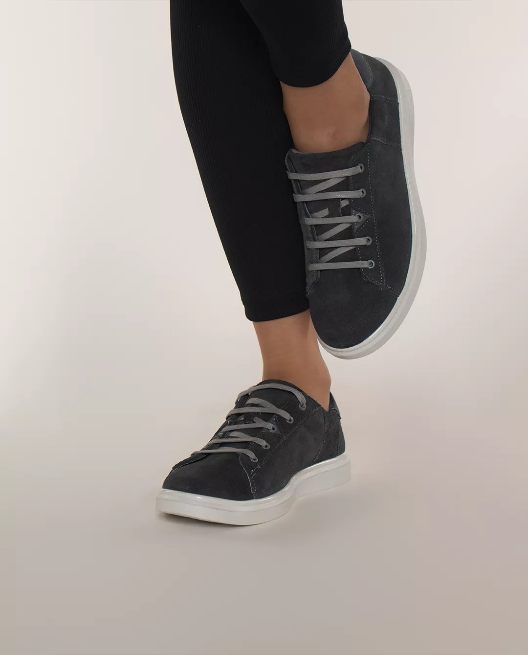 کفش اسپرت زنانه