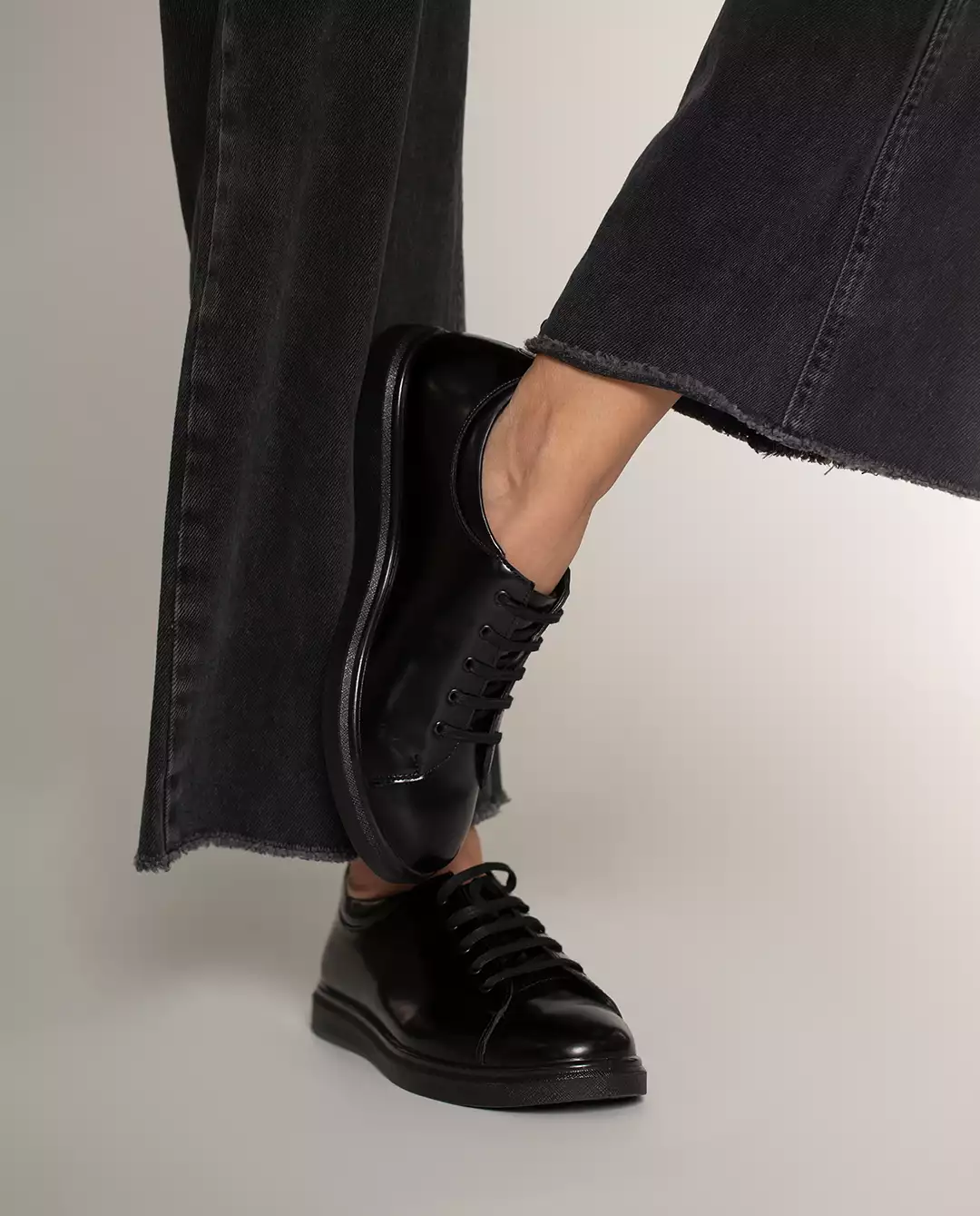 کفش اسپرت زنانه