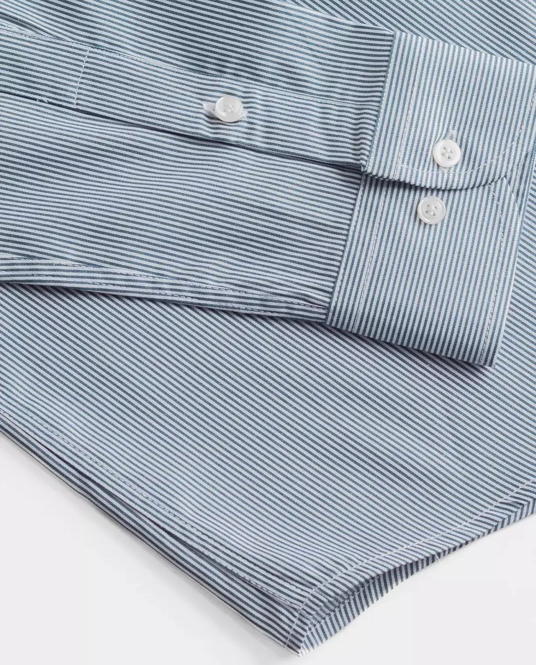 پیراهن مردانه