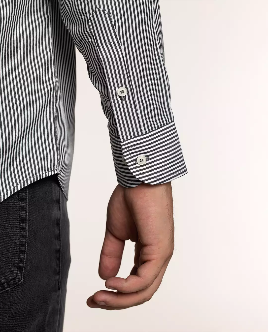 پیراهن مردانه