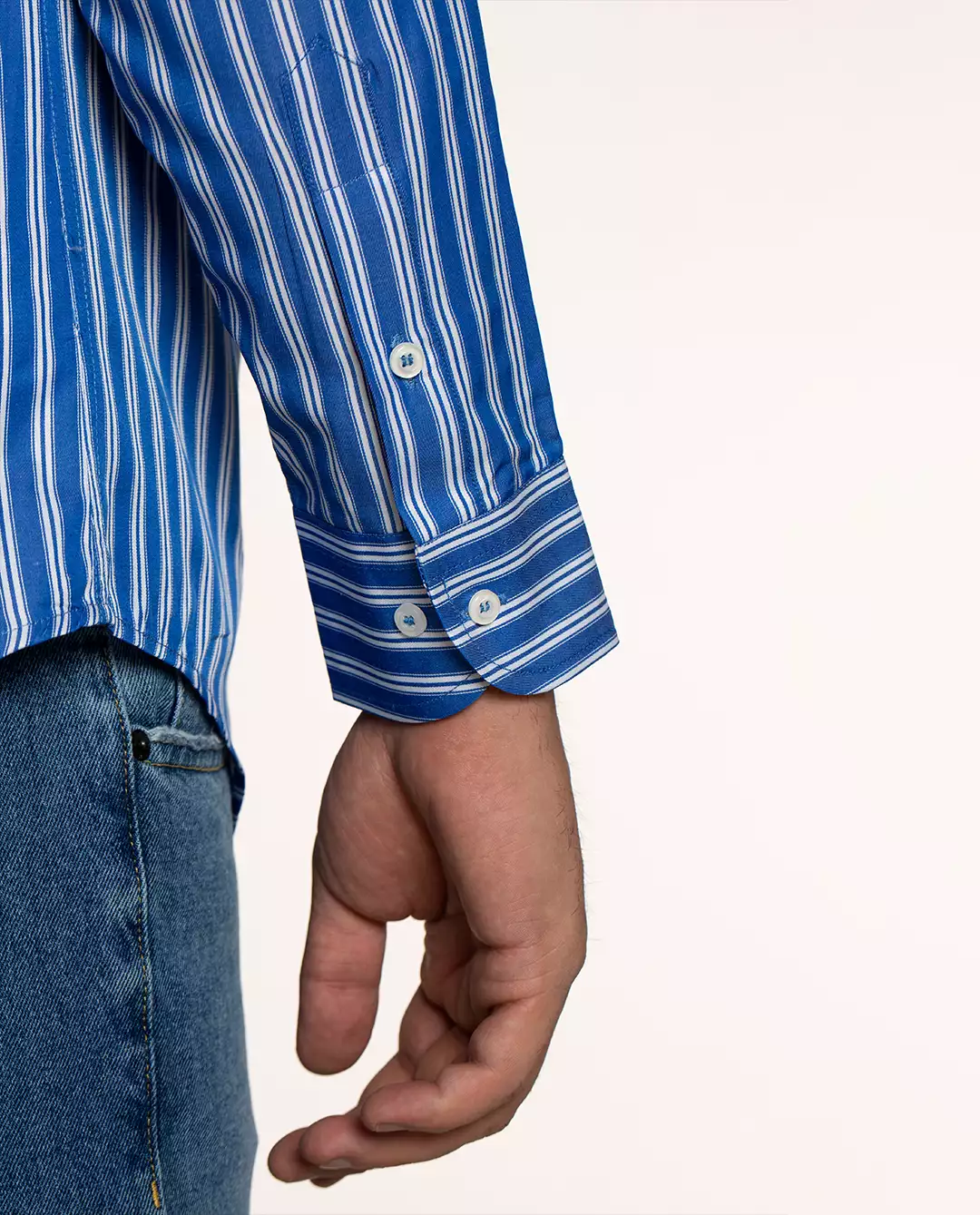 پیراهن مردانه